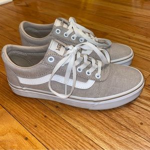 VANS WARD LO SNEAKER - WOMEN'S size 8
